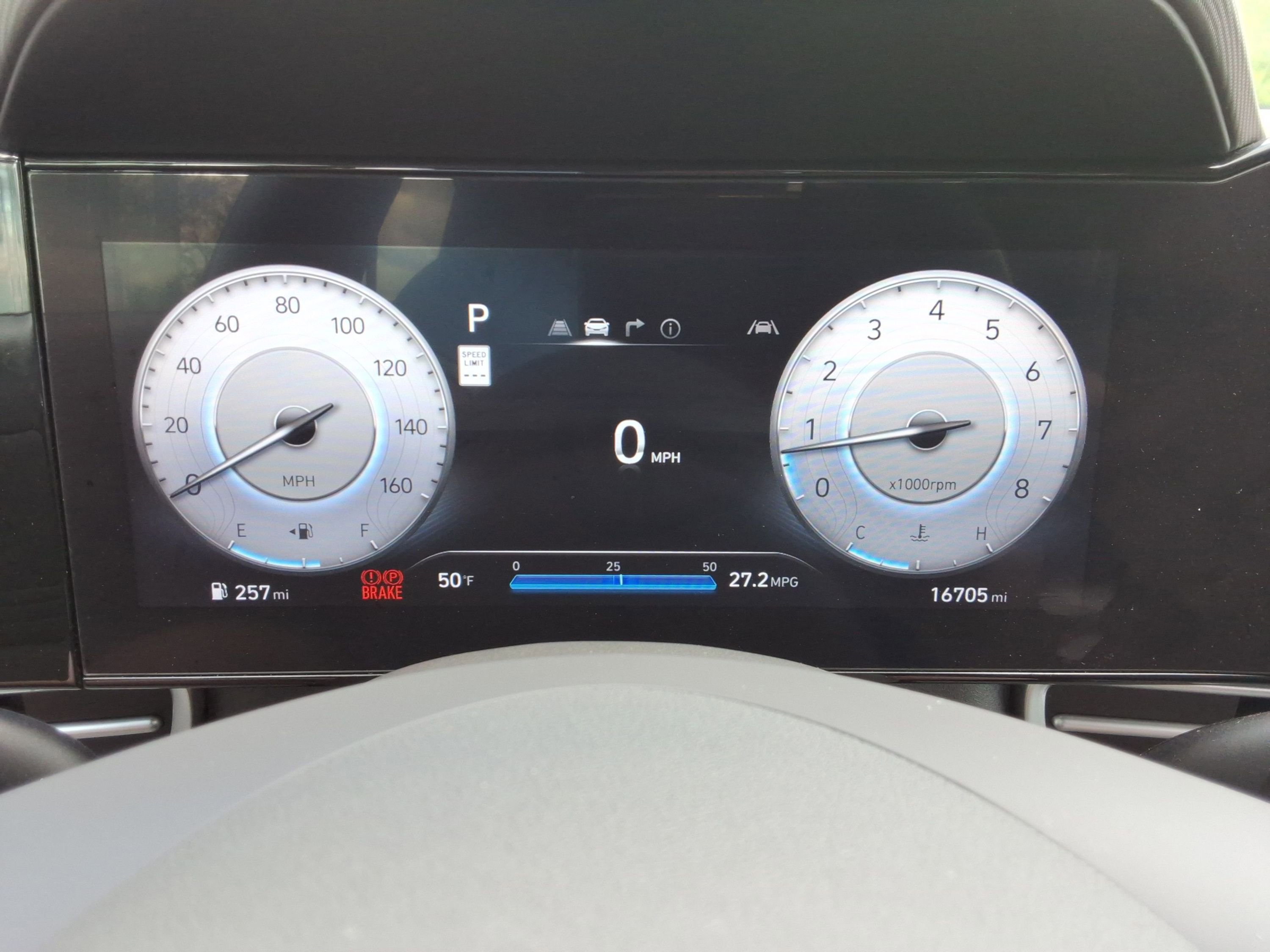 Used 2025 Hyundai Elantra SEL FWD image 14