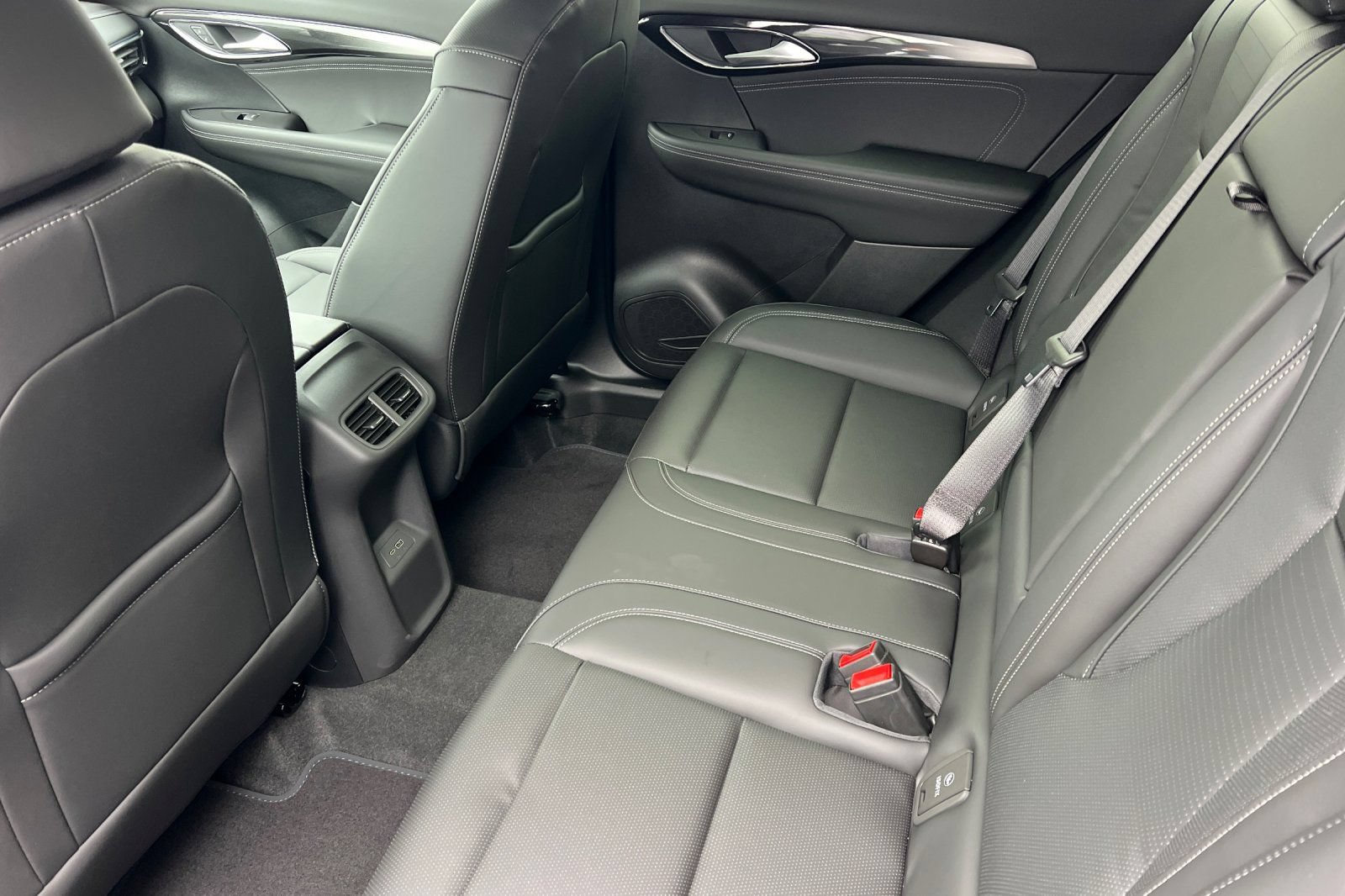 New 2026 Buick Envision Preferred AWD/4WD image 9