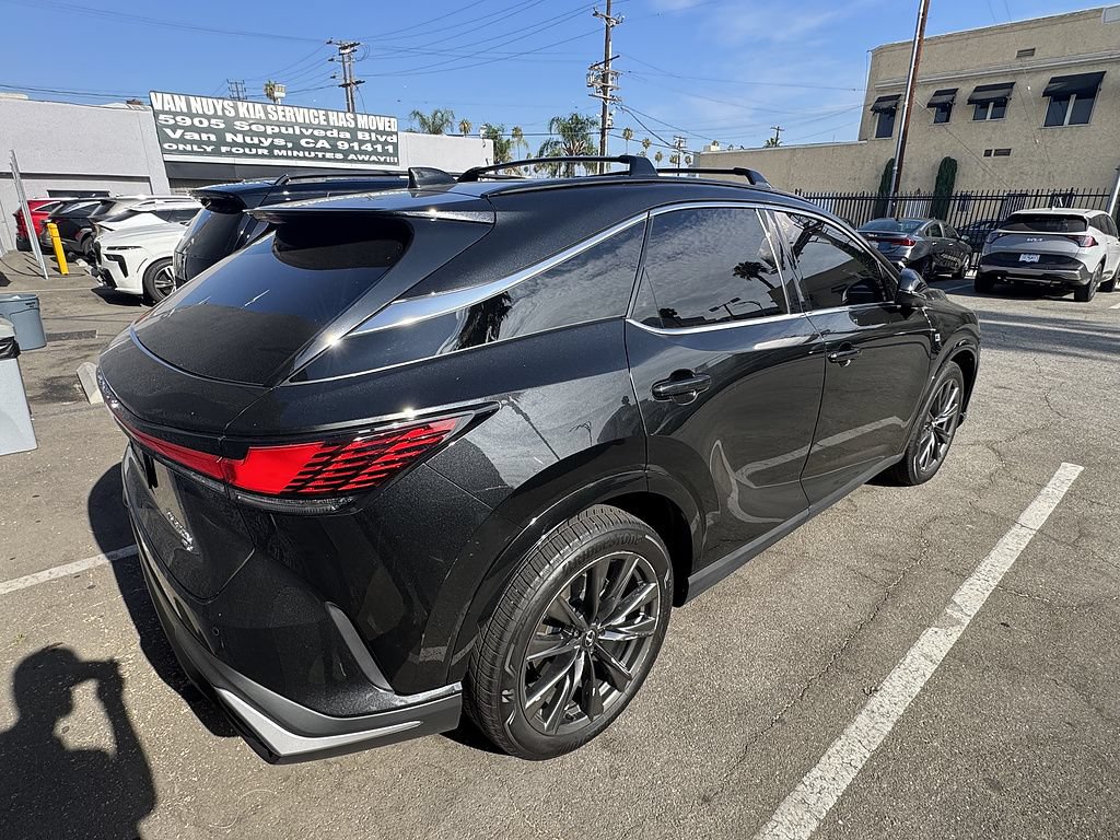 Used 2025 Lexus RX 350h w/ Convenience Package AWD/4WD image 3