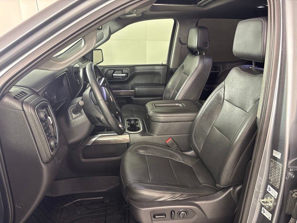 Used 2019 Chevrolet Silverado 1500 LTZ AWD/4WD image 29