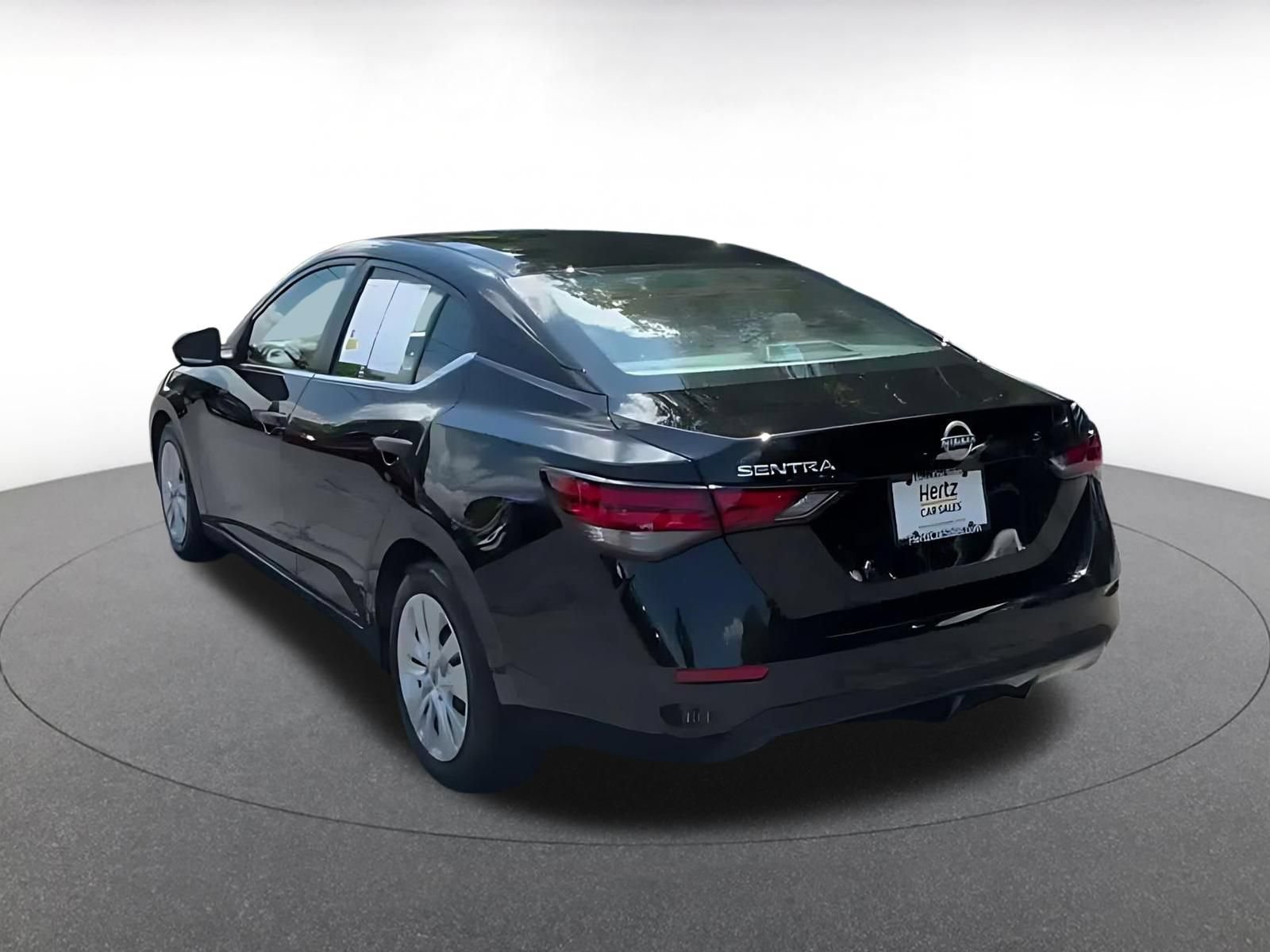 Used 2025 Nissan Sentra S FWD image 10