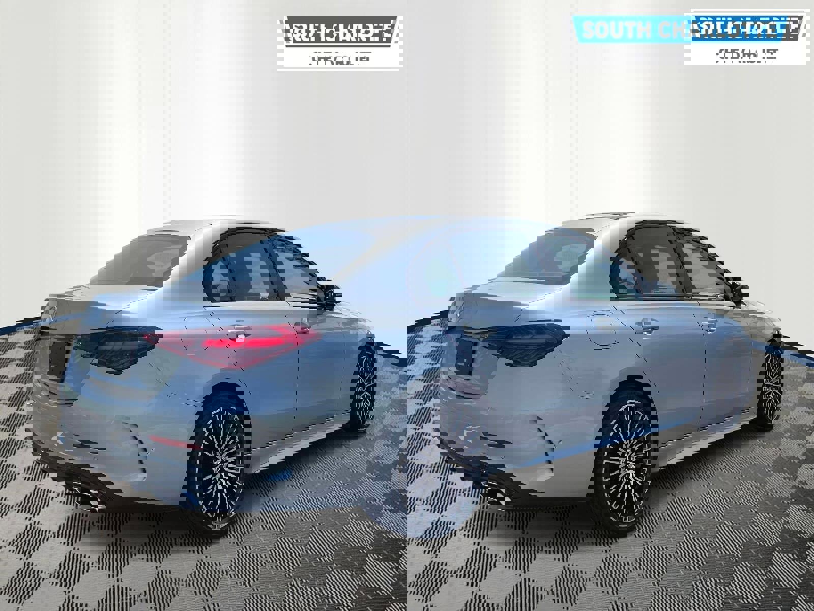 Used 2023 Mercedes-Benz C 300 Sedan image 5