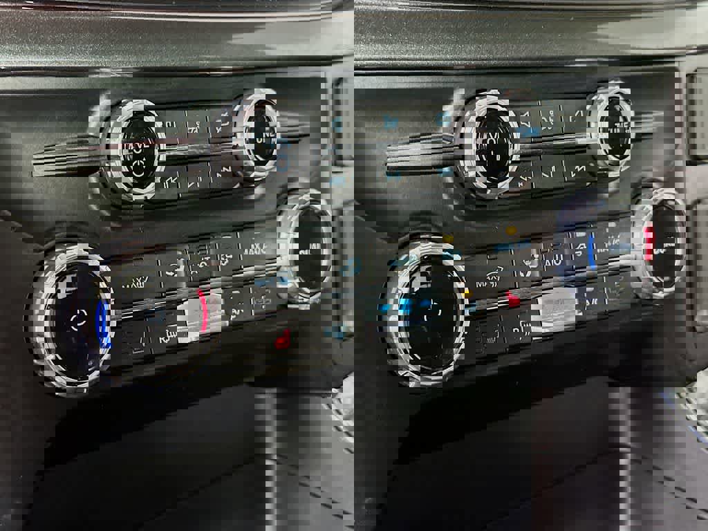 Certified 2022 Ford F150 XLT w/ Equipment Group 302A High image 18