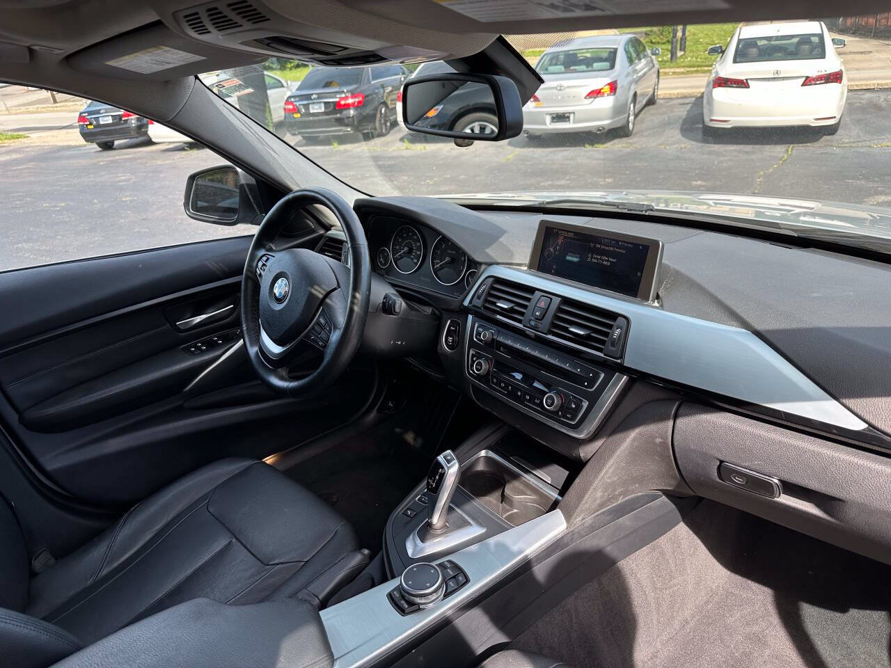 Used 2015 BMW 328i xDrive Sedan AWD/4WD image 15