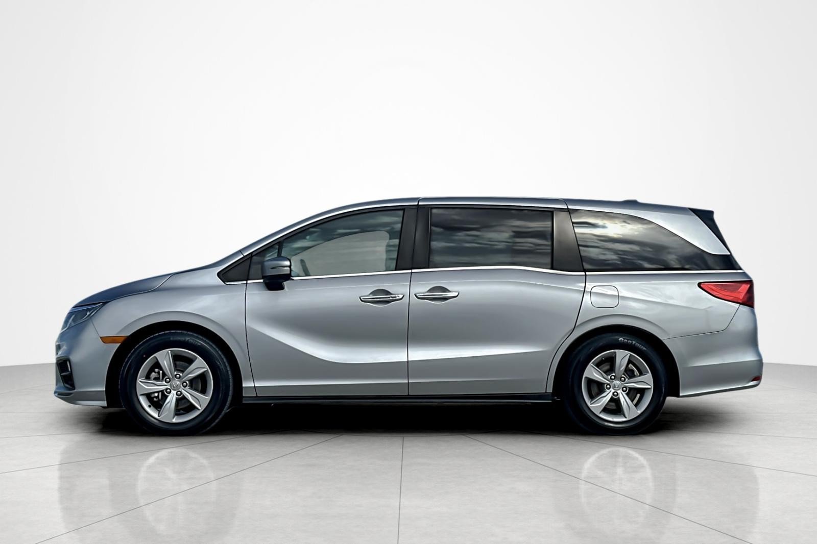 Used 2019 Honda Odyssey EX-L image 2