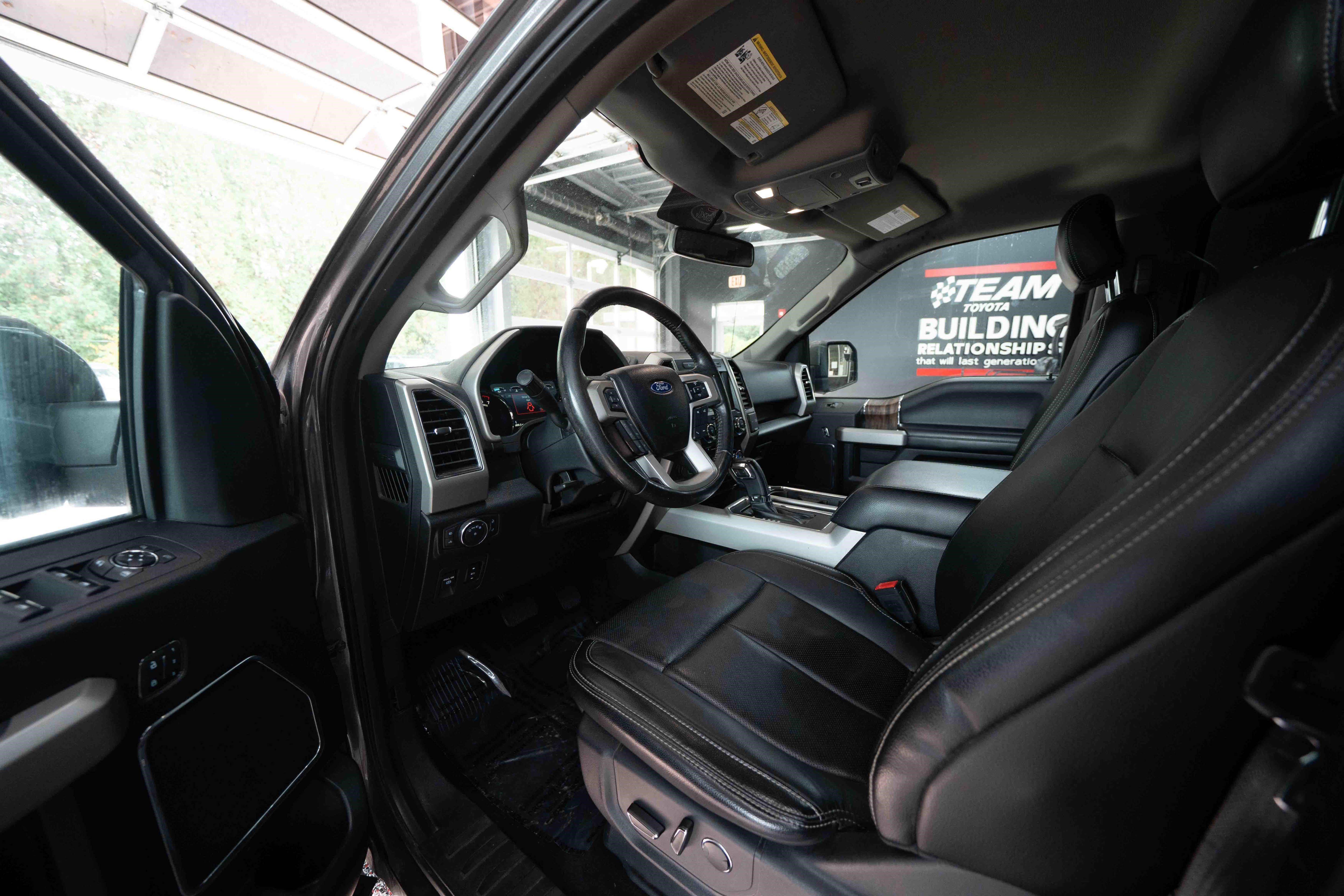 Used 2018 Ford F150 Lariat w/ Trailer Tow Package AWD/4WD image 8