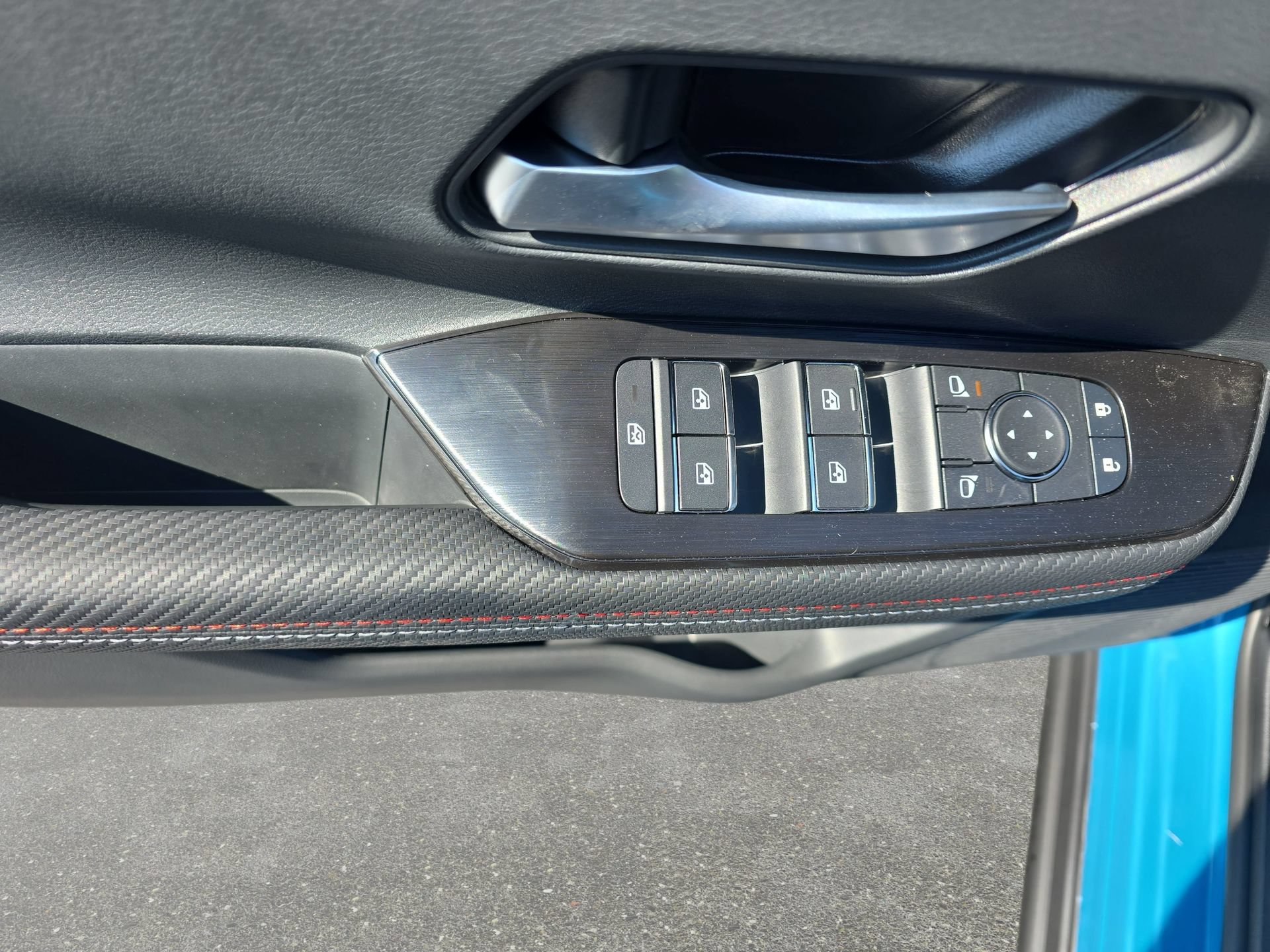New 2026 Nissan Kicks SR w/ SR Premium Package FWD image 26