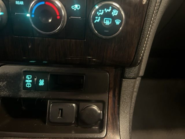 Used 2017 Chevrolet Traverse LT image 22