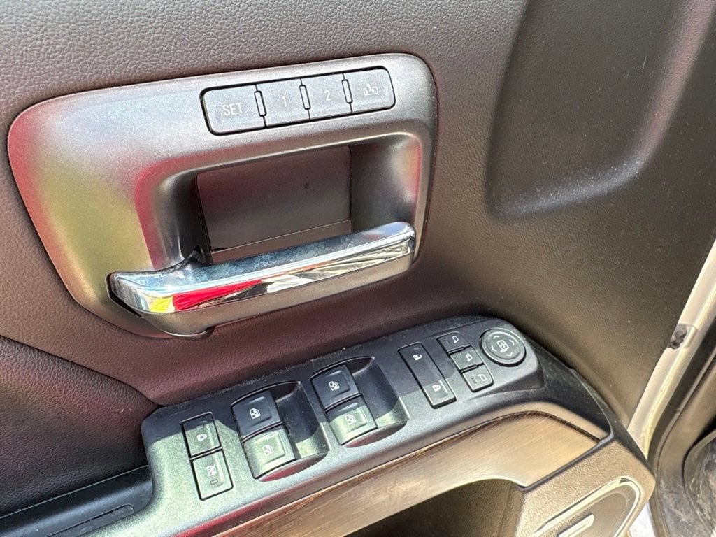 Used 2019 GMC Sierra 2500 Denali w/ Duramax Plus Package AWD/4WD image 19