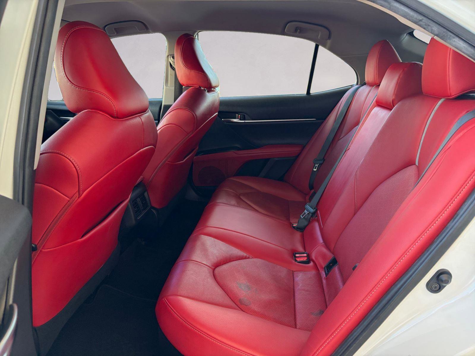 Used 2021 Toyota Camry XSE image 13