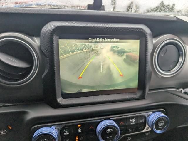 Used 2020 Jeep Wrangler Unlimited Sahara image 20