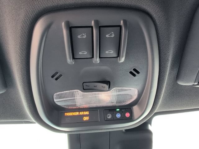 New 2026 Chevrolet Trax RS w/ Sunroof Package FWD image 24