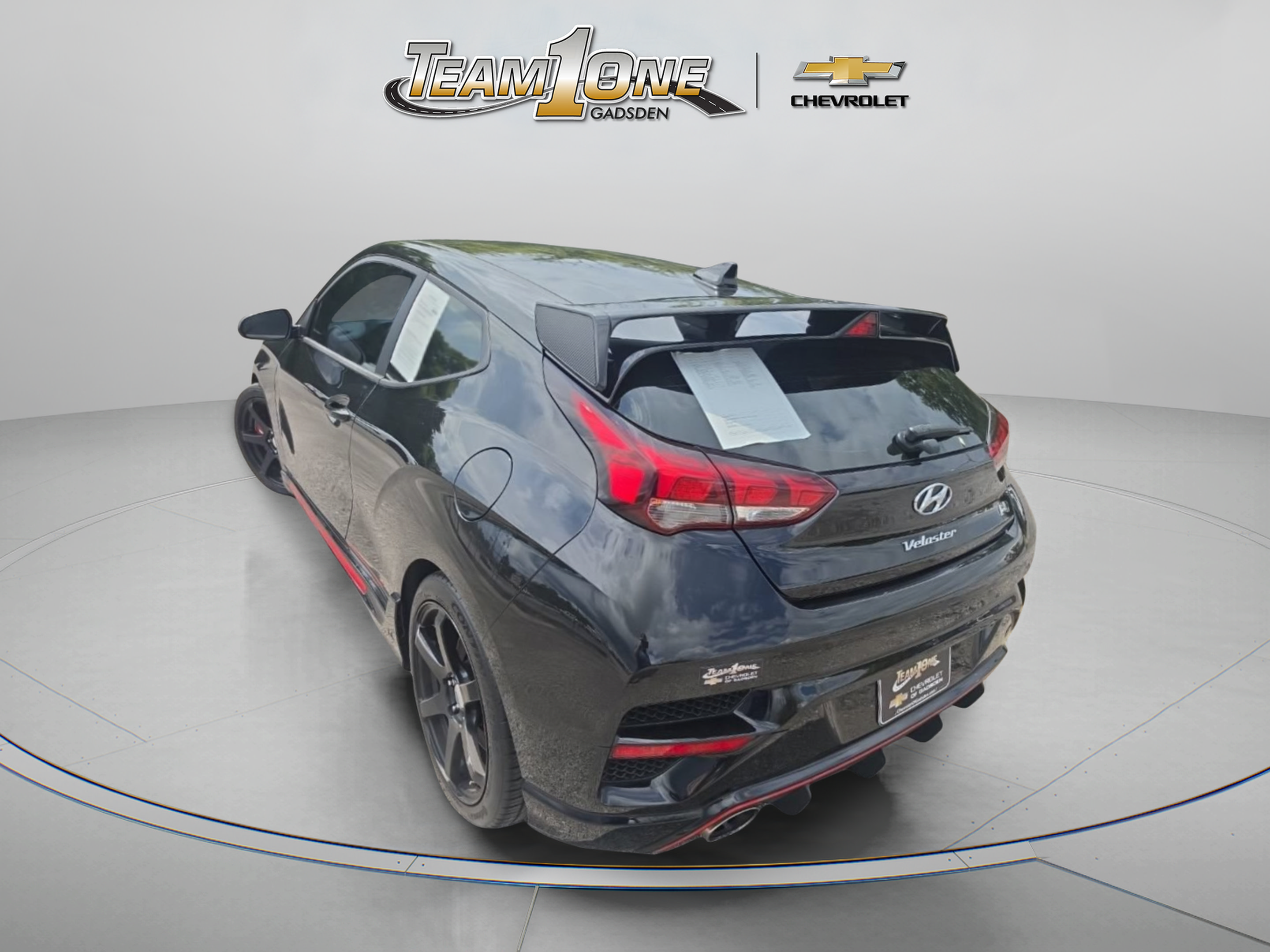 Used 2022 Hyundai Veloster N FWD image 6