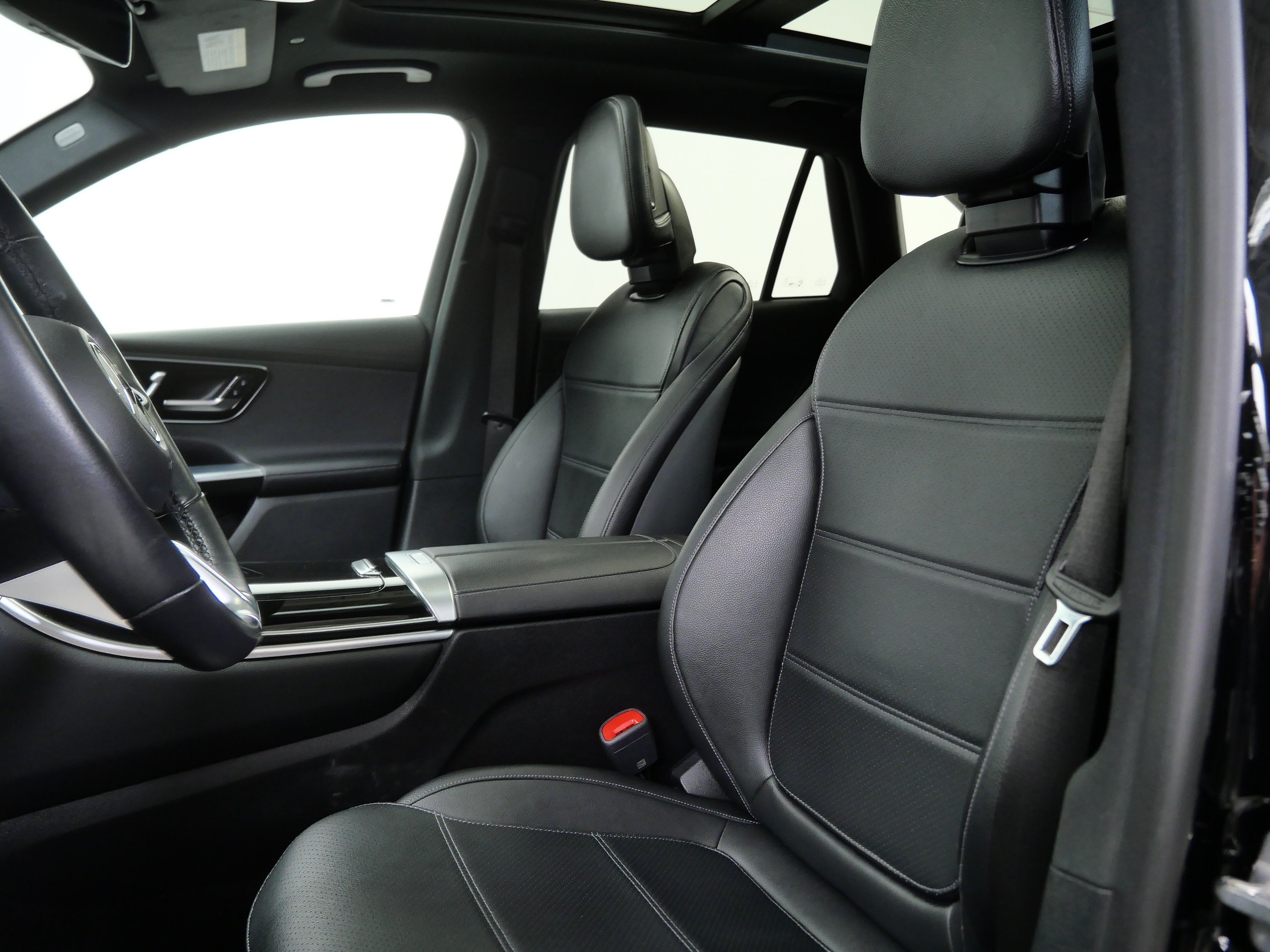 Certified 2023 Mercedes-Benz GLC 300 4MATIC image 15
