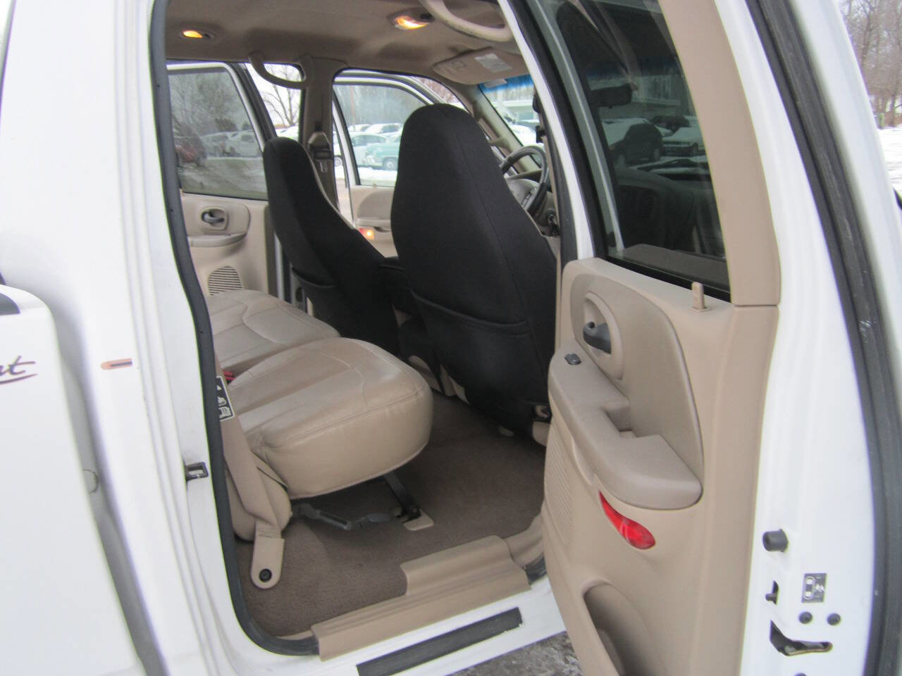 Used 2001 Ford F150 Lariat AWD/4WD image 12