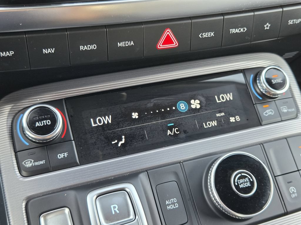 Used 2023 Hyundai Palisade Calligraphy FWD image 20