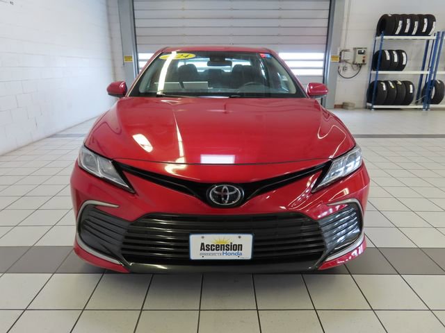 Used 2024 Toyota Camry LE FWD image 16