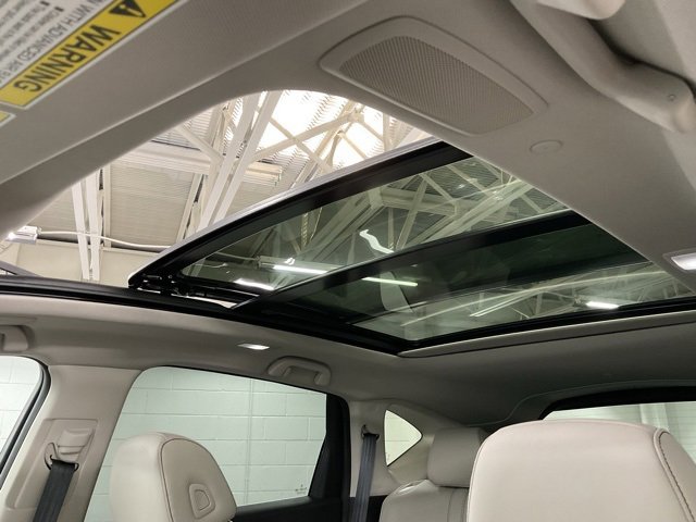 Used 2025 Acura RDX w/ Technology Package image 29