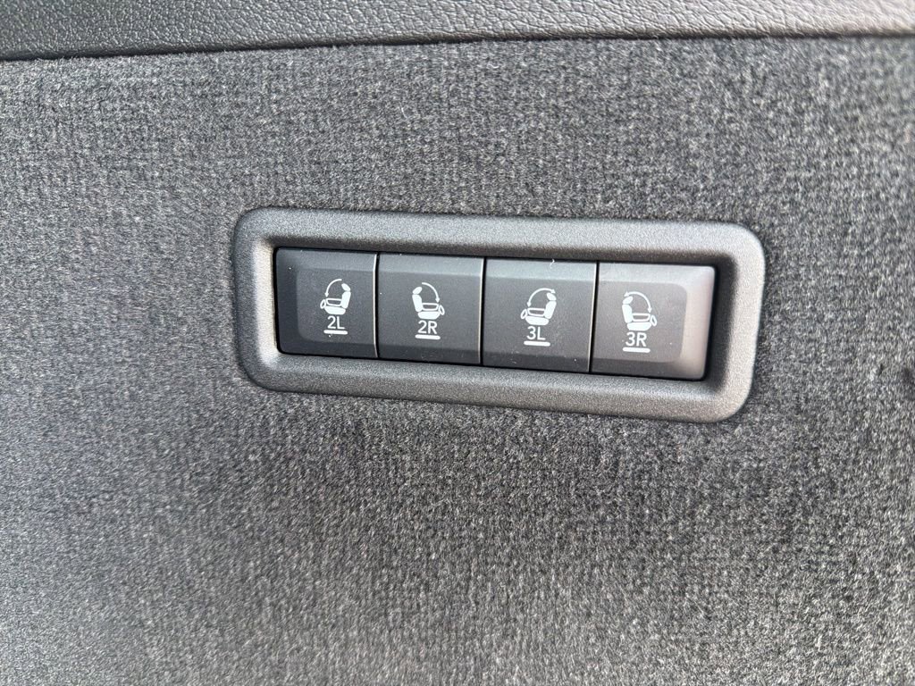 New 2026 Jeep Grand Wagoneer Summit image 18