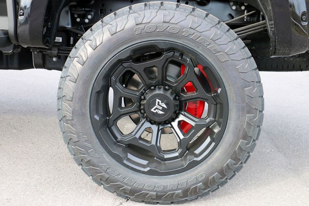 New 2026 Ford F250 XLT w/ XLT Premium Package image 9