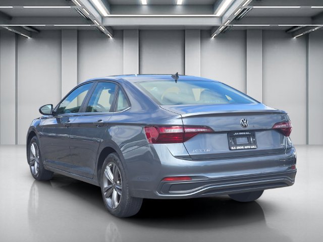 Used 2024 Volkswagen Jetta SE FWD image 7