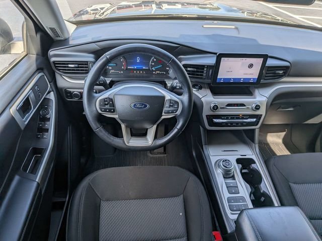Used 2023 Ford Explorer XLT RWD image 17