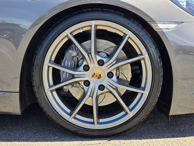 Used 2019 Porsche 718 Cayman RWD image 9