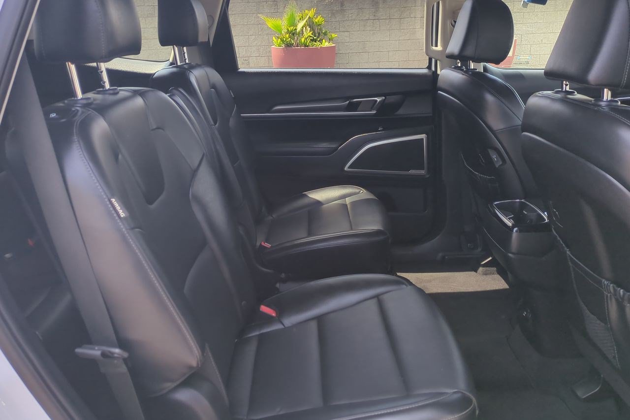 Certified 2023 Kia Telluride S FWD image 24
