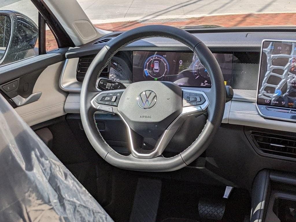 New 2026 Volkswagen Tiguan SE AWD/4WD image 15