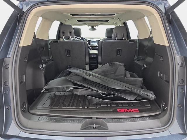 Used 2019 GMC Acadia Denali w/ Technology Package AWD/4WD image 32