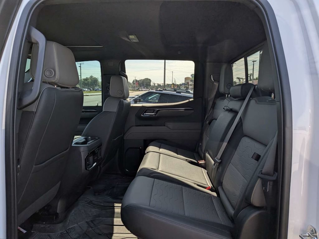 Used 2025 Chevrolet Silverado 1500 ZR2 w/ Technology Package AWD/4WD image 12