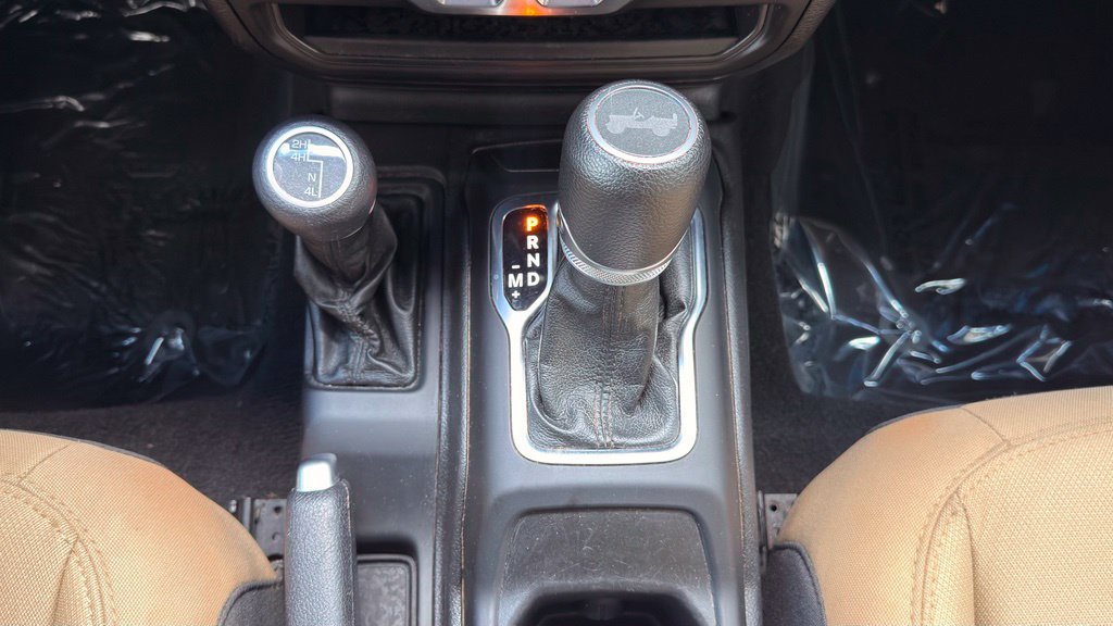 Used 2021 Jeep Wrangler Sport AWD/4WD image 23