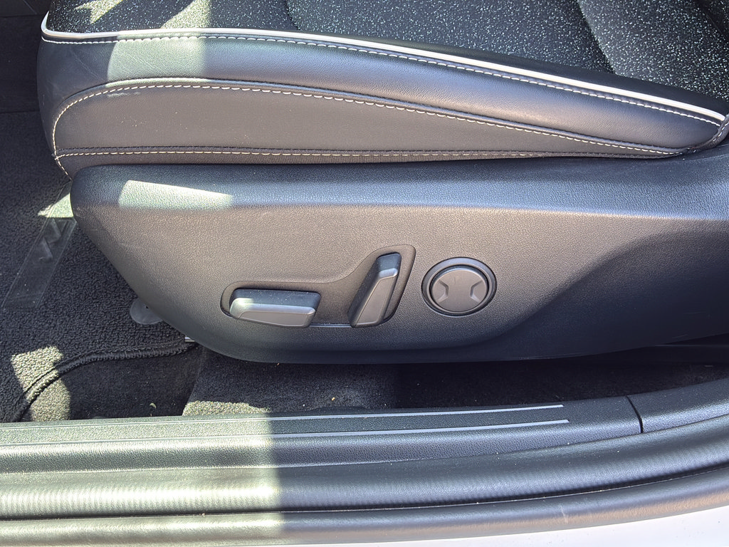 Used 2025 Kia K4 GT-Line w/ GT-Line Sunroof Package FWD image 14