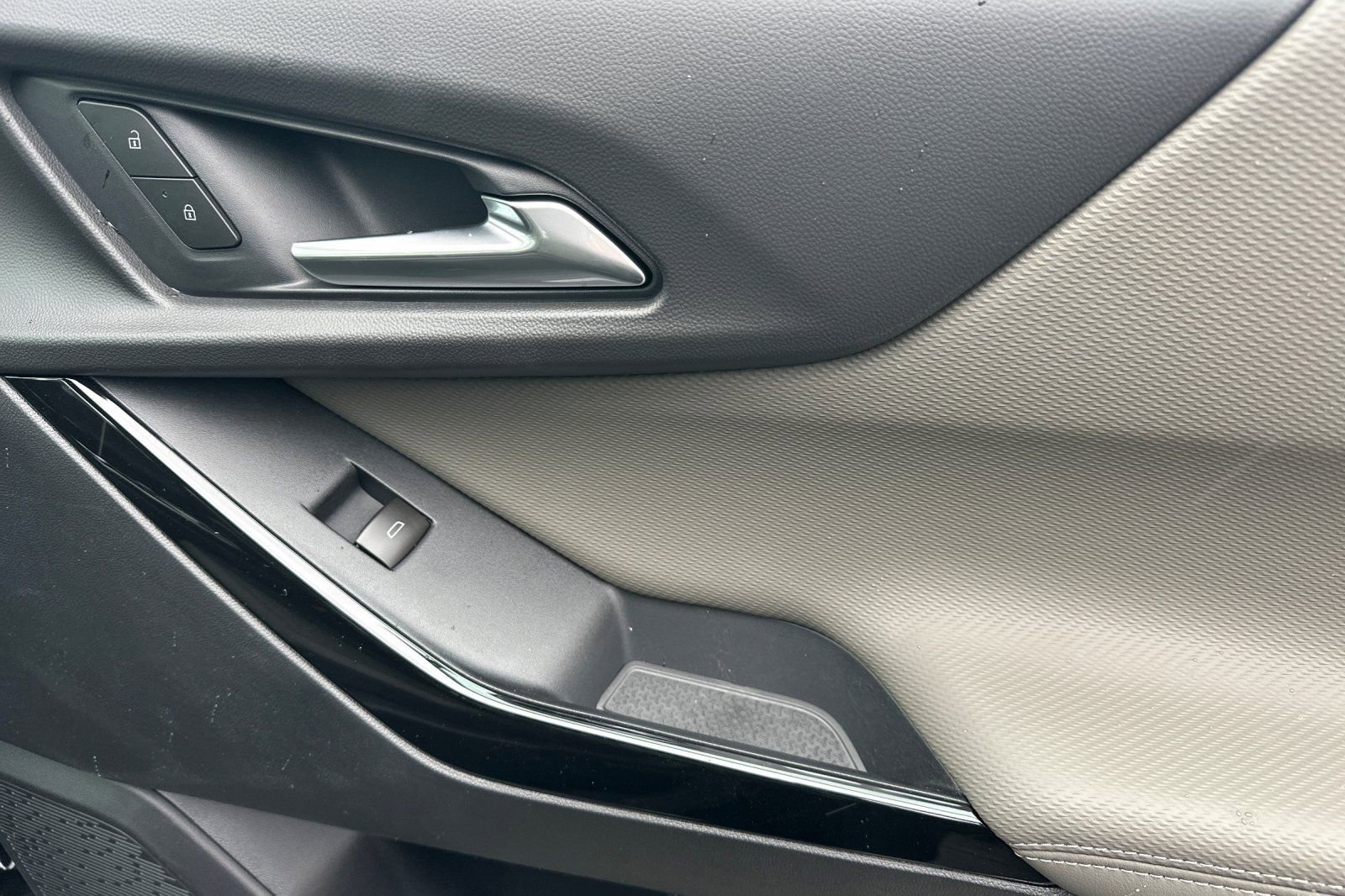 New 2026 Chevrolet Equinox LT w/ Convenience Package II image 20