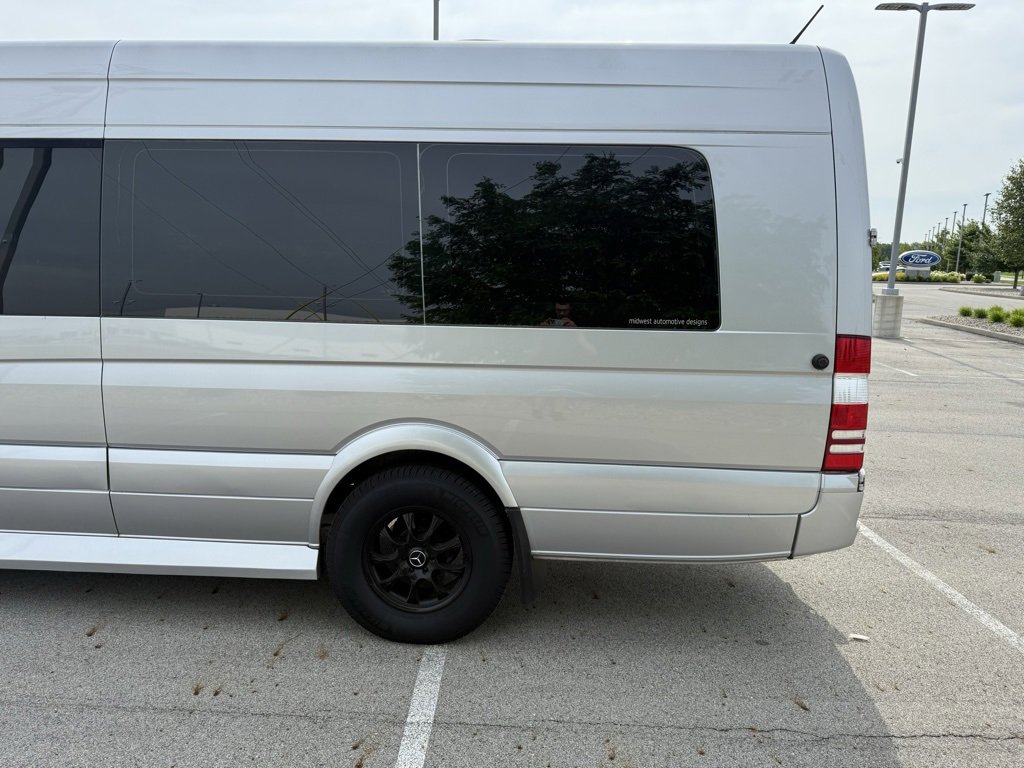 Used 2016 Mercedes-Benz Sprinter 3500 image 5
