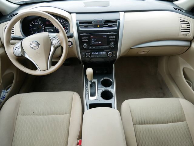 Used 2014 Nissan Altima 2.5 SV image 10