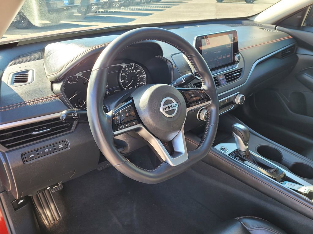 Used 2020 Nissan Altima 2.5 SR image 13
