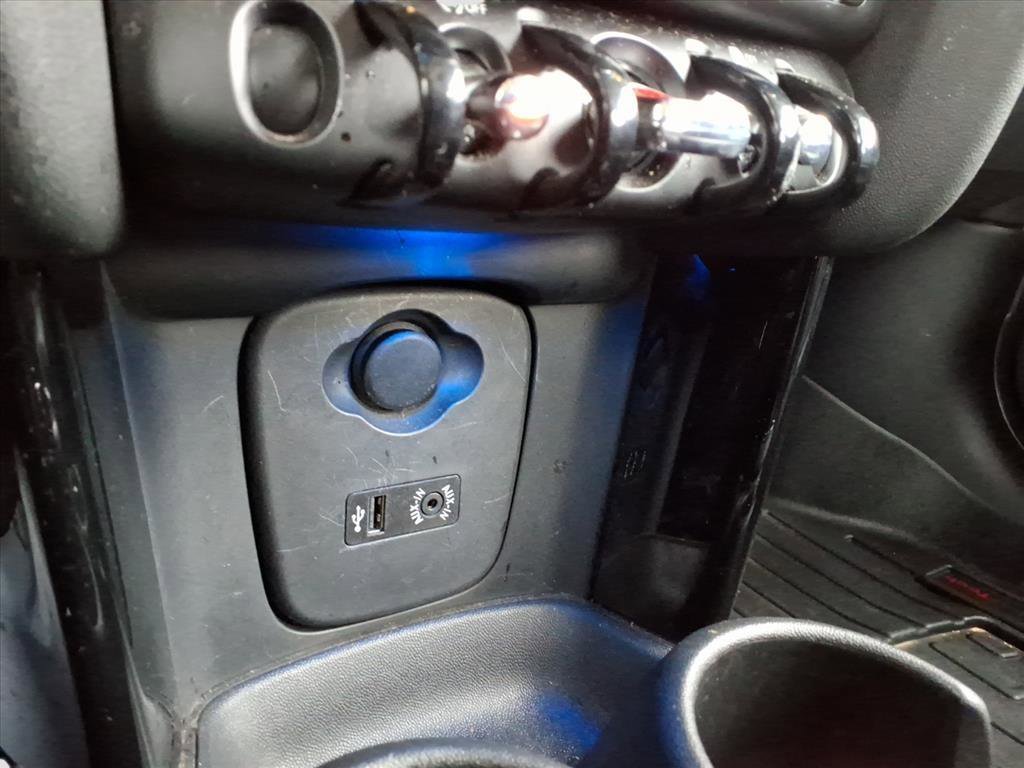Used 2016 MINI Cooper S image 23