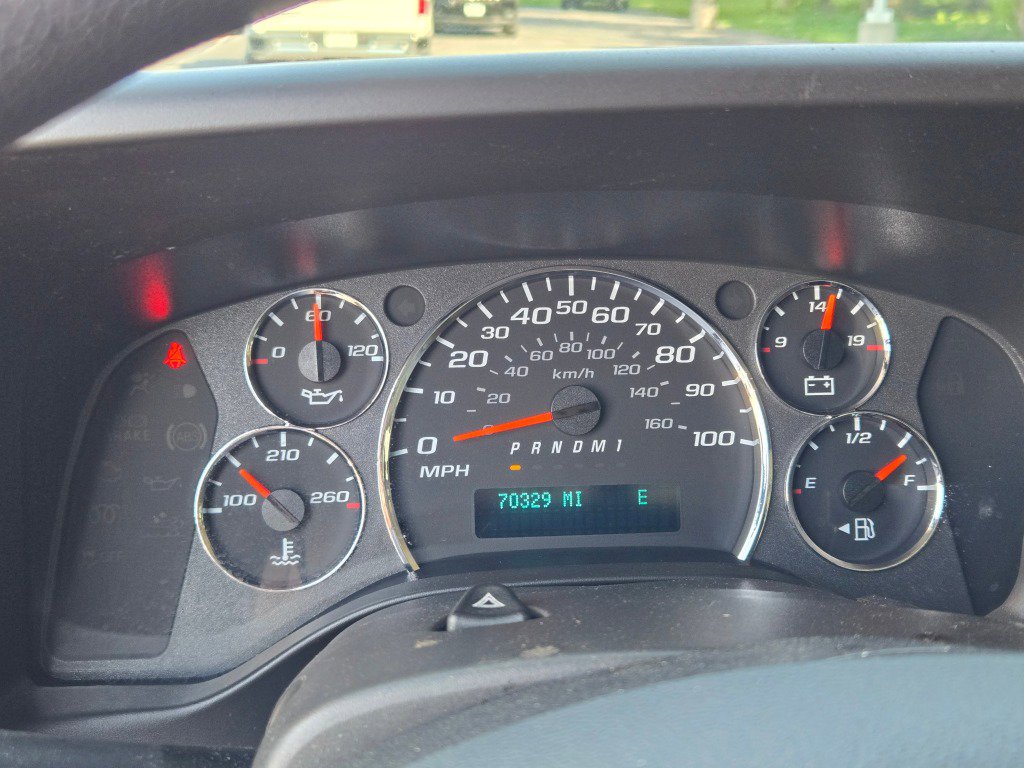 Used 2021 Chevrolet Express 2500 w/ Driver Convenience Package image 20