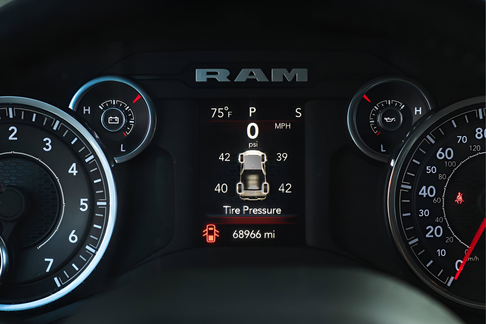 Used 2023 RAM 1500 Big Horn AWD/4WD image 31