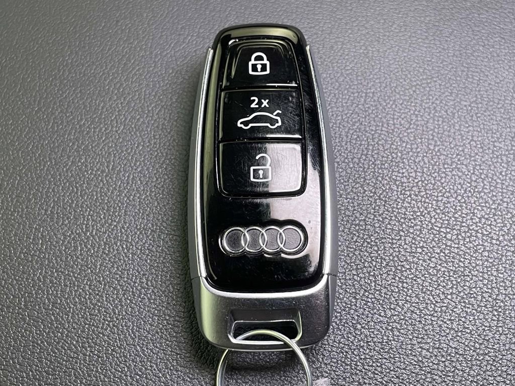 Used 2025 Audi Q7 3.0T Premium Plus image 45