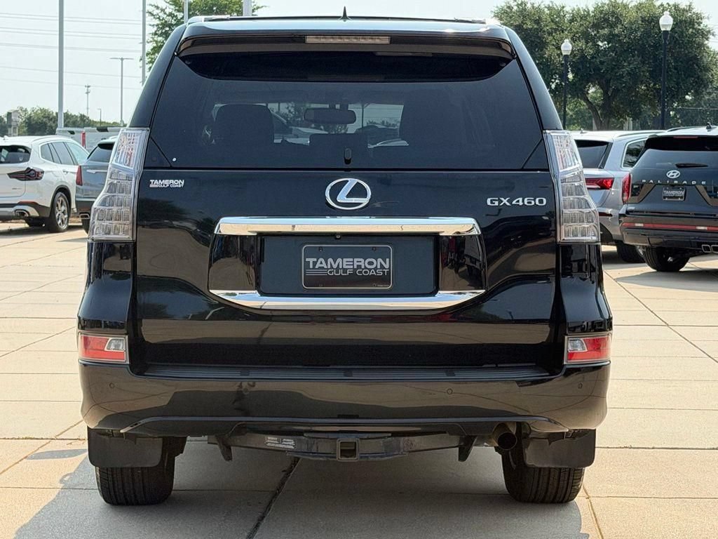 Used 2015 Lexus GX 460 w/ Premium Package AWD/4WD image 3