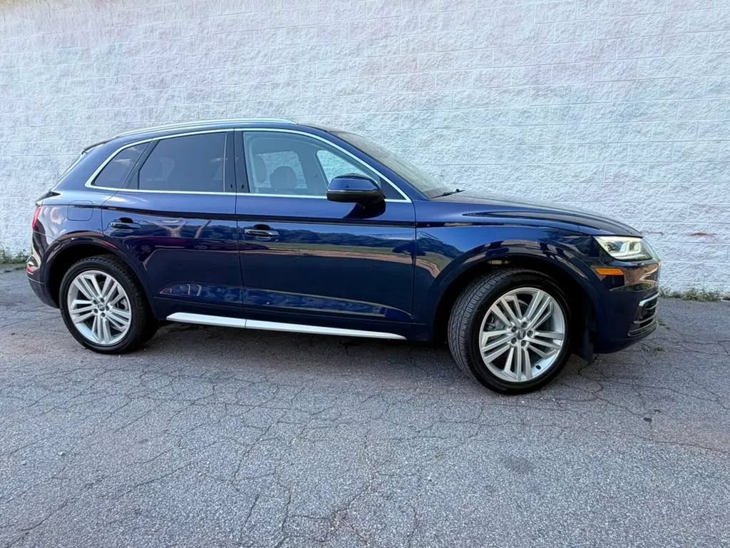 Used 2018 Audi Q5 Prestige w/ Prestige Package AWD/4WD image 6