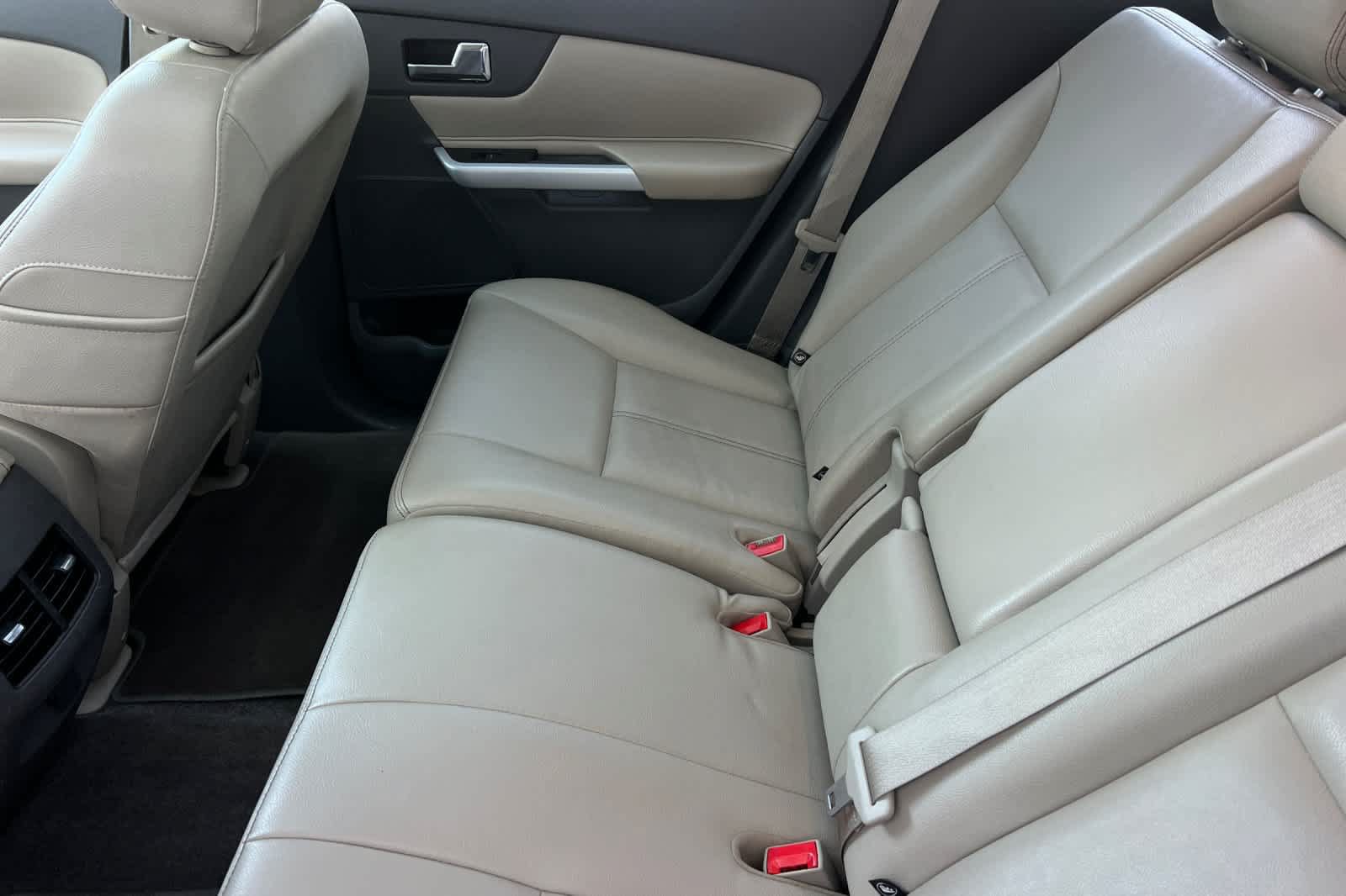 Used 2014 Ford Edge SEL w/ Equipment Group 205A FWD image 5