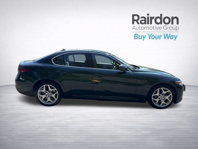 Used 2021 Alfa Romeo Giulia Ti w/ Active Assist 2 Package TI AWD/4WD image 7