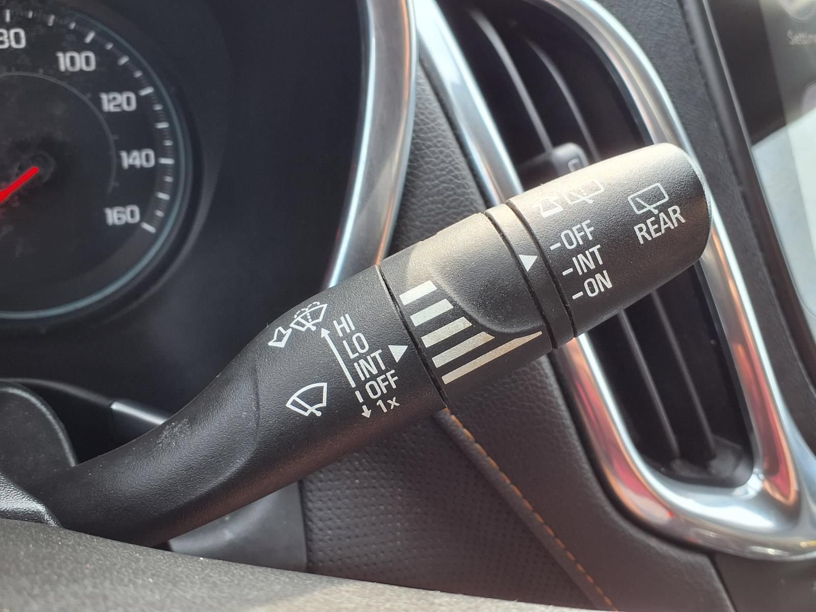 Used 2020 Chevrolet Equinox Premier FWD image 21