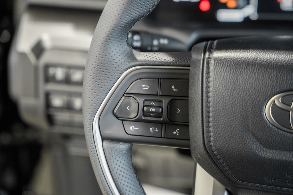 New 2026 Toyota 4Runner SR5 AWD/4WD image 28