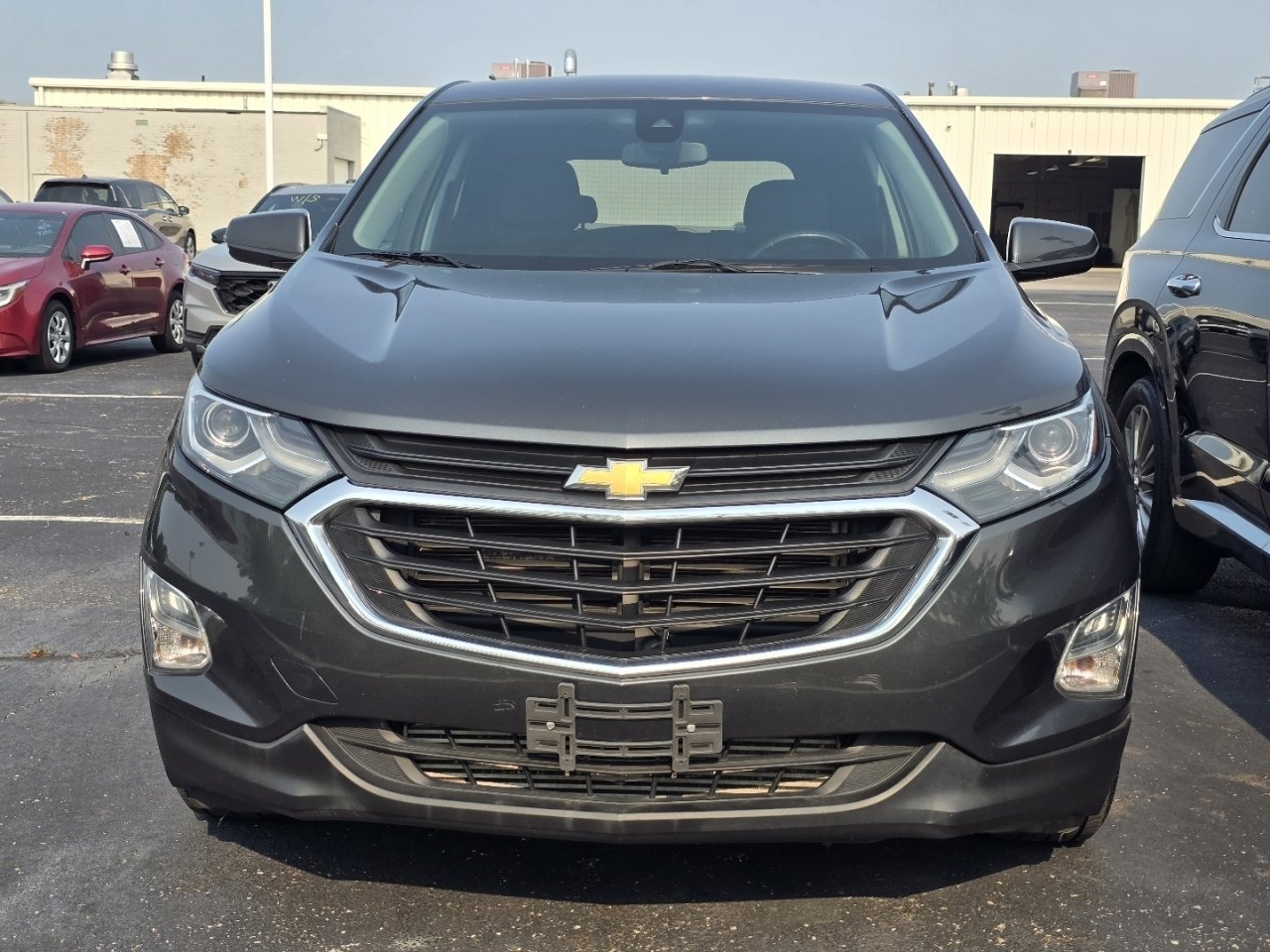 Used 2019 Chevrolet Equinox LT FWD image 2