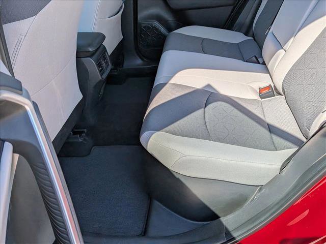 Used 2025 Toyota RAV4 XLE image 19
