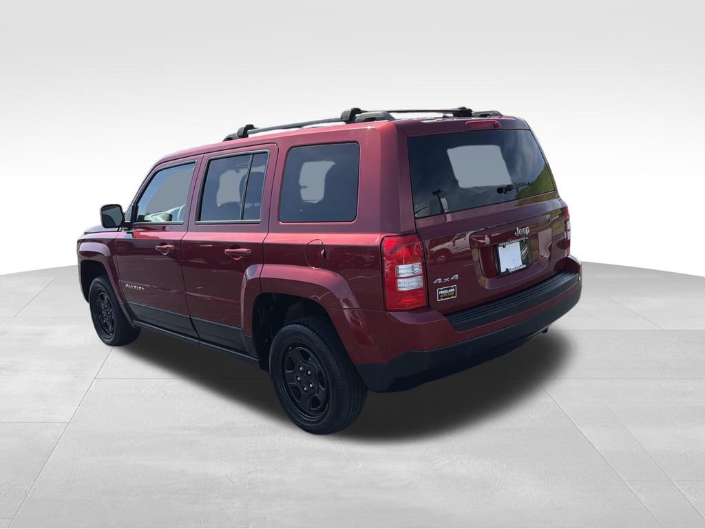 Used 2016 Jeep Patriot Sport w/ Power Value Group AWD/4WD image 5